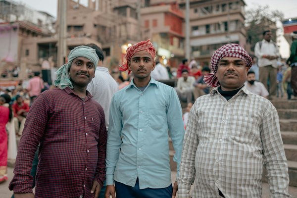 How Are Recent UK Fashion Trends Influencing Women's Daily Wardrobe Choices?