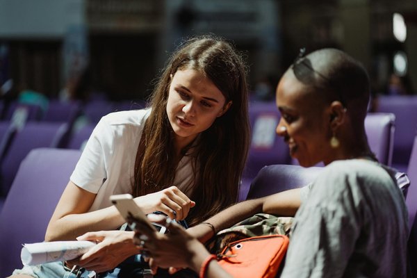 How Can UK Women's Fashion Define Personal Style?